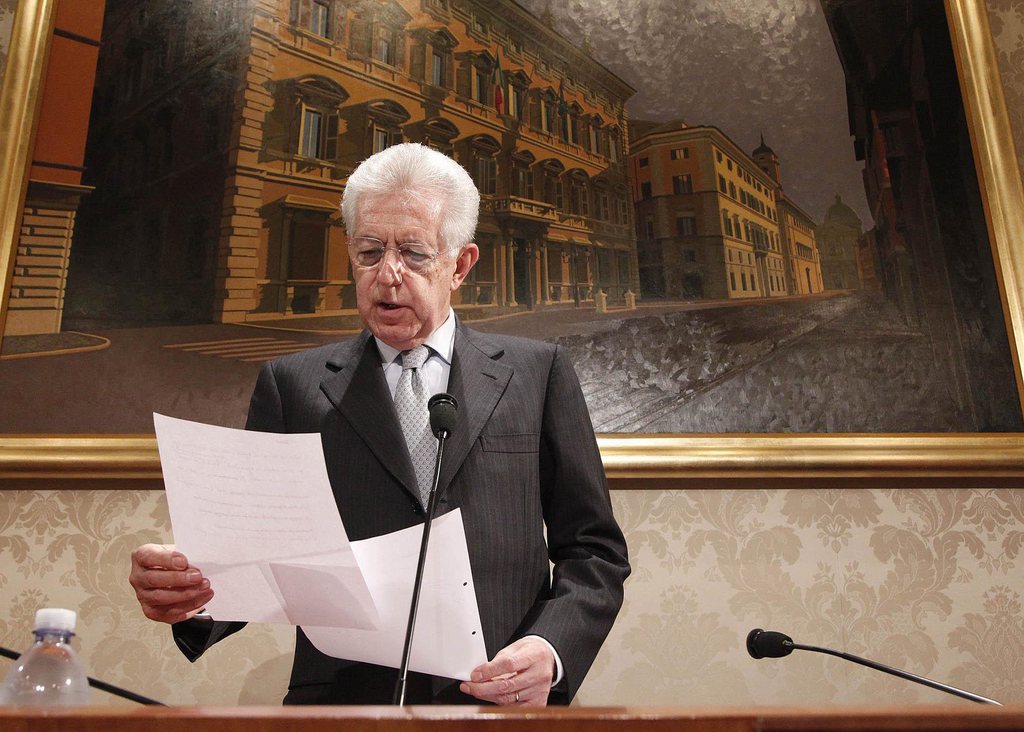 En se jetant directement dans la bataille électorale italienne, Mario Monti prend le risque de s'aliéner ses éventuels alliés au sein d'un futur gouvernement de coalition.