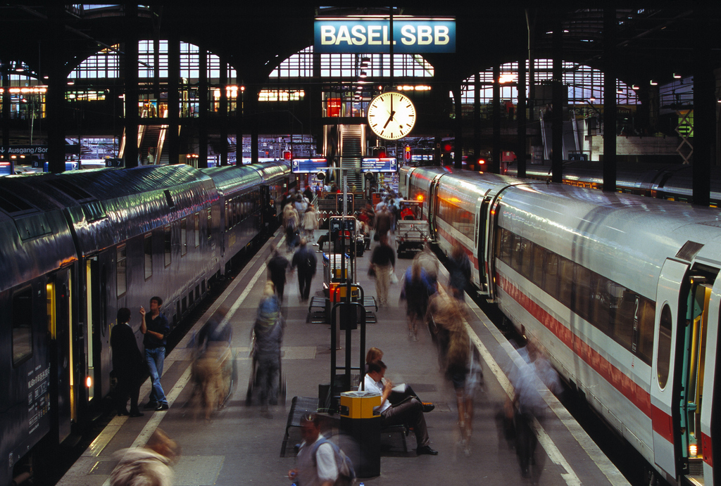 Le gouvernement avait déjà revu à la hausse le projet destiné à désengorger l'infrastructure ferroviaire d'ici 2035. Cette étape d'aménagement prévoit des trains directs entre Bâle, Delémont et Genève. (illustration)