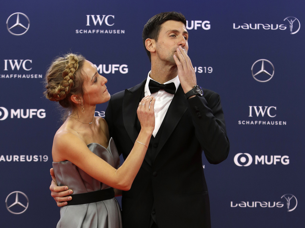 Novak Djokovic et sa femme Jelena, très détendus à leur arrivée à la cérémonie.