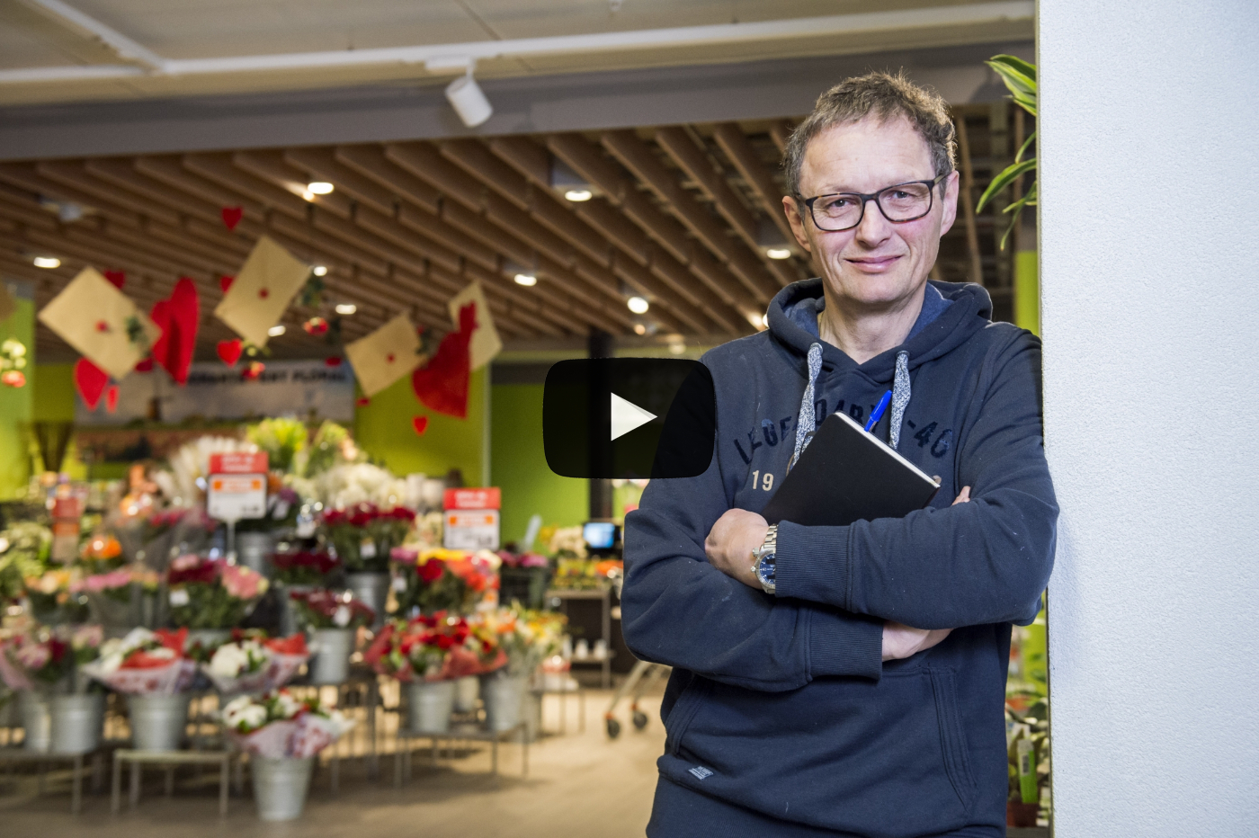 Plus jeune, Christophe Ruppen avait l'habitude d'aller jouer dans la verrerie, aujourd'hui devenue un centre commercial.