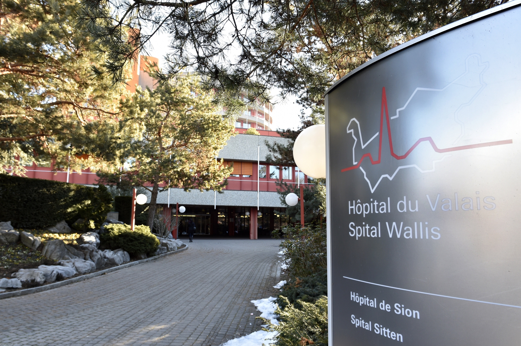 Les différents hôpitaux du canton enregistrent un afflux massif de patients.