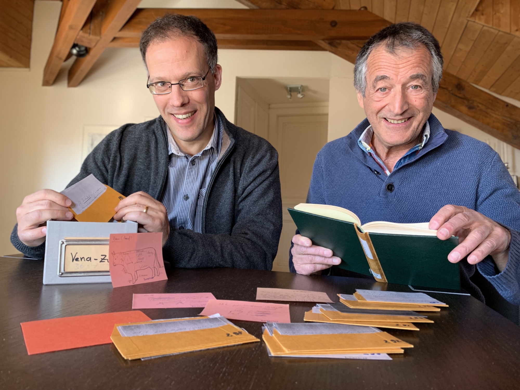 Le linguiste Raphaël Maître et le patoisant Jean-Pierre Deslarzes sont les coordinateurs du dictionnaire du patois de Bagnes.