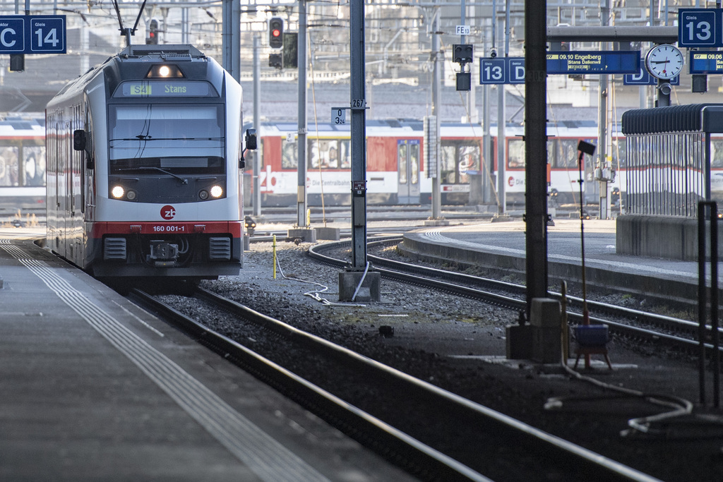 Les transports publics sont utilisés de manière différente dans les grandes agglomérations, dans les petites et dans les régions rurales. (illustration)