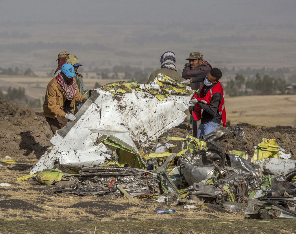 Les deux boîtes noires du Boeing 737 d'Ethiopian Airlines qui s'est écrasé dimanche ont été retrouvées.