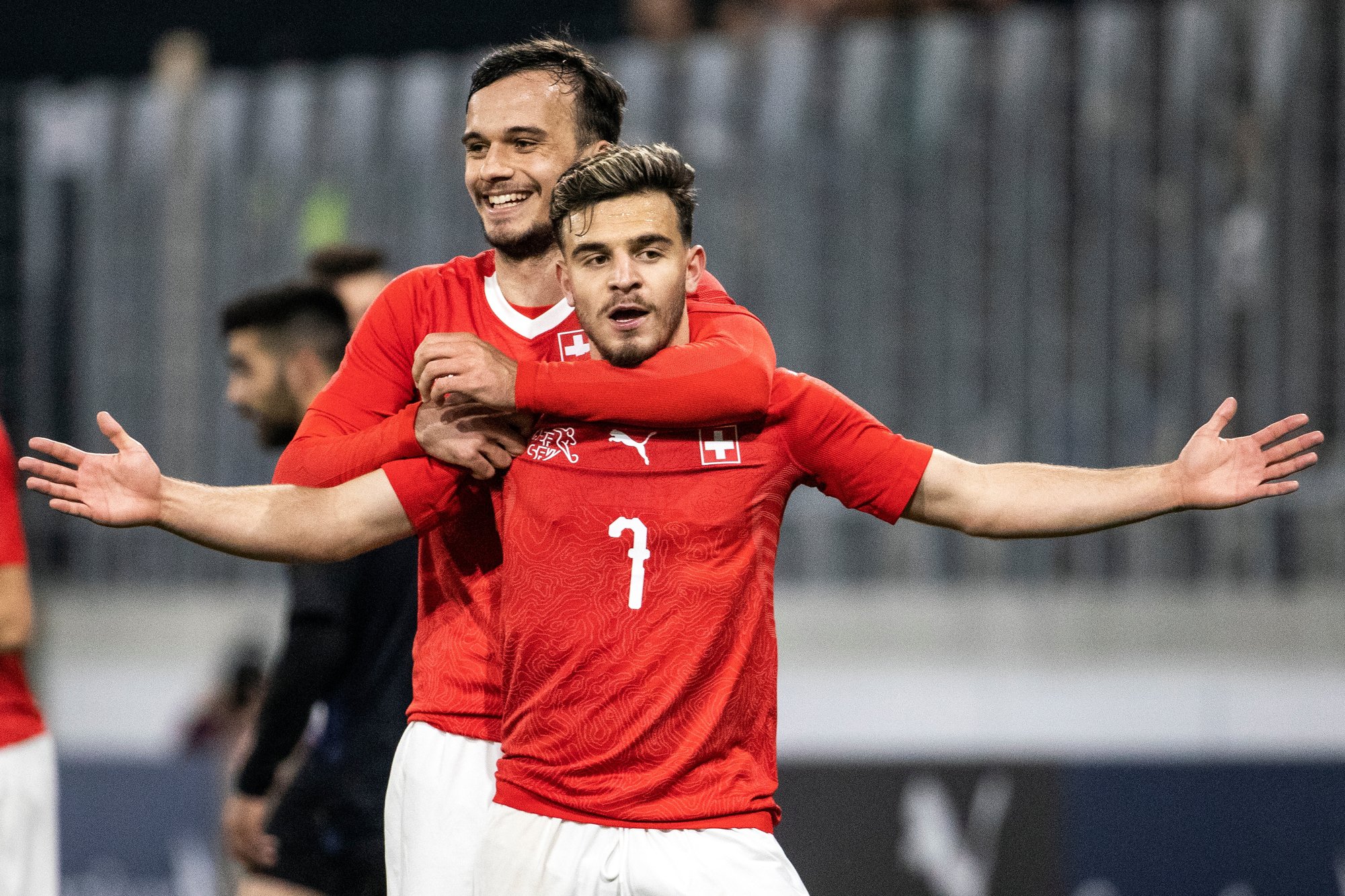 Bastien Toma célèbre son but avec Jérémy Guillemenot.