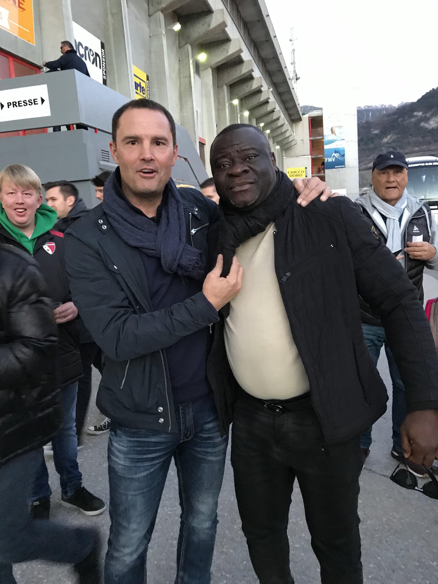 "C'est Ahmed OUattara" indique Olivier Biaggi, chambreur, lors de leurs retrouvailles devant le stade de Tourbillon avant le match Sion - Grasshopper. Les deux joueurs avaient fêté le doublé en 1997.