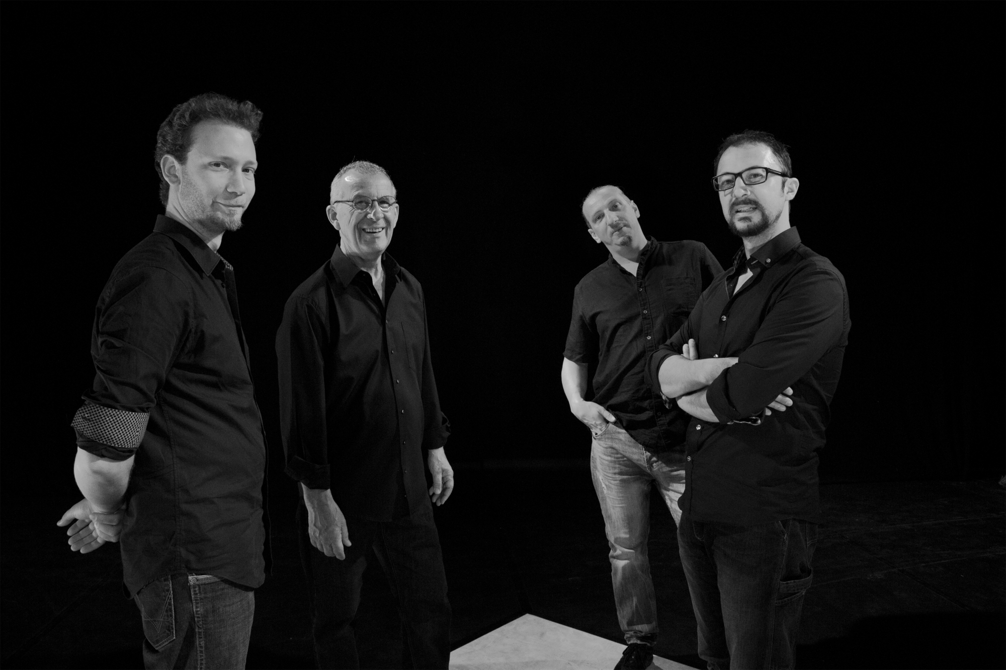 Leoni Preston: Nicolas Fardel (guitare), Roland Sprenger (piano), Eloi Fournier (batterie) et Fred Beltrando (chant).