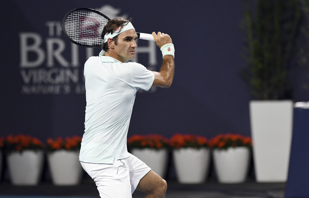 Federer décroche le 101e titre de sa carrière en disputant sa 50e finale en Masters 1000.