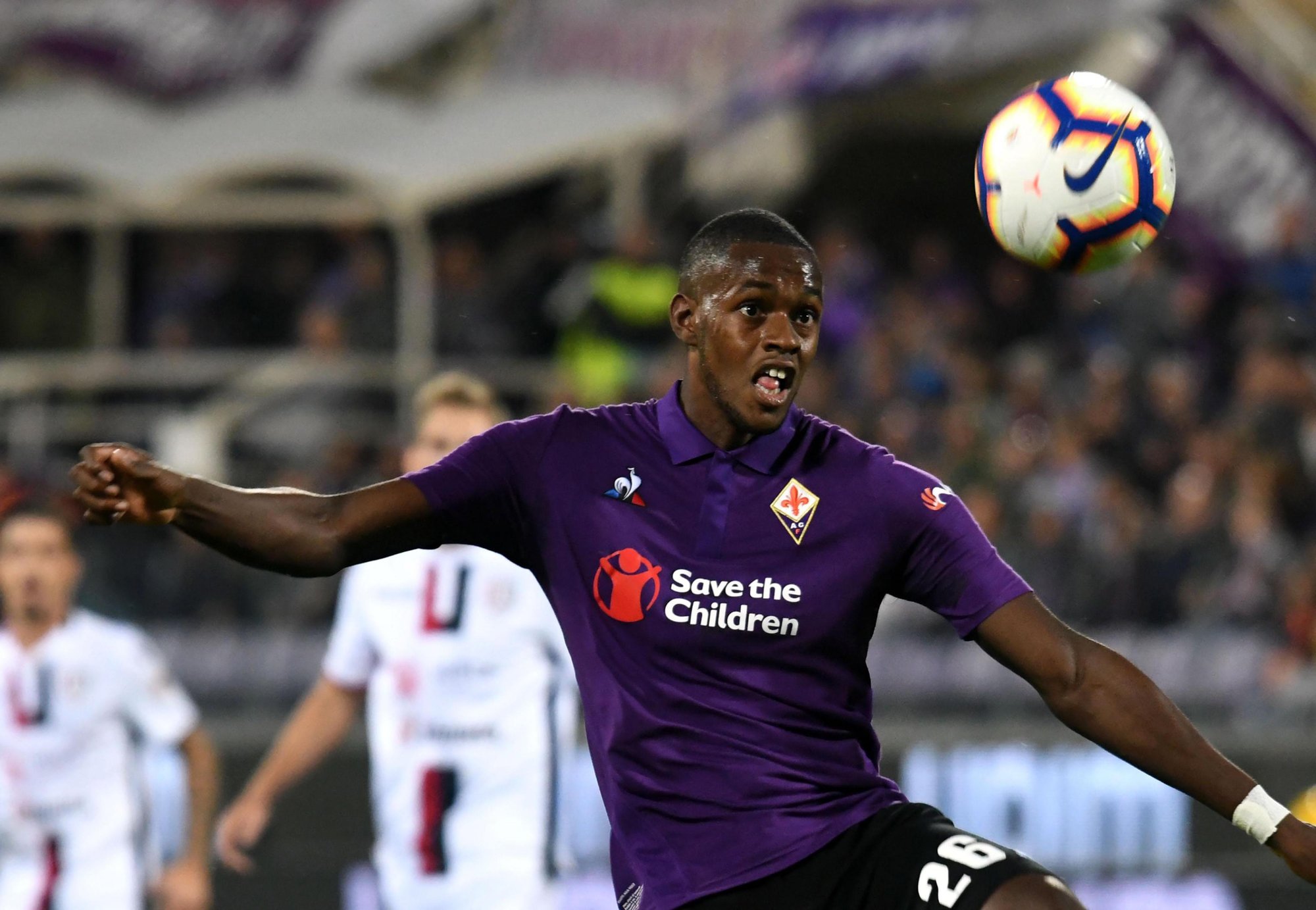 Edimilson Fernandes évolue actuellement en prêt à la Fiorentina.