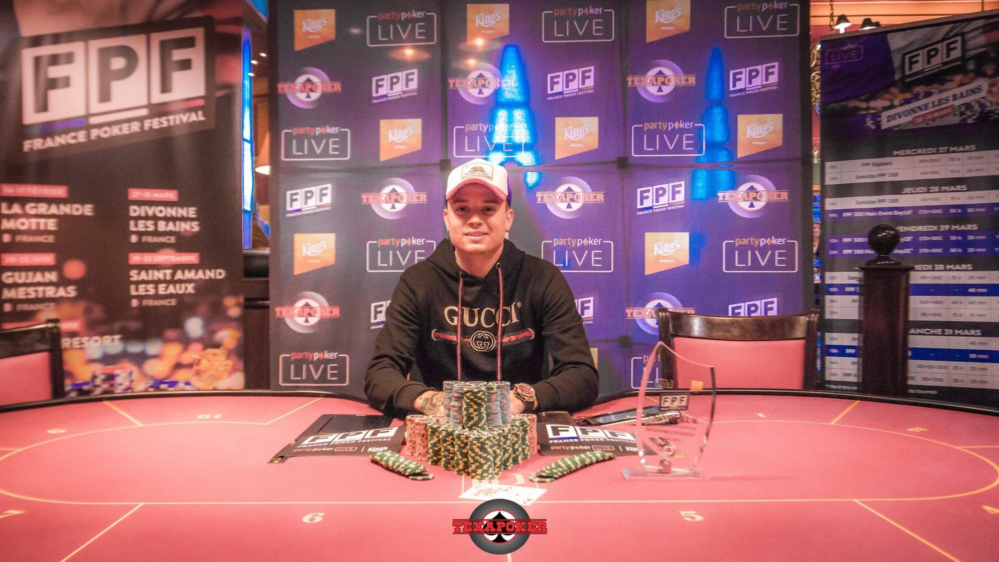 Le site du Casino de Divonne publie la photo d'Adryan, vainqueur du tournoi de poker.