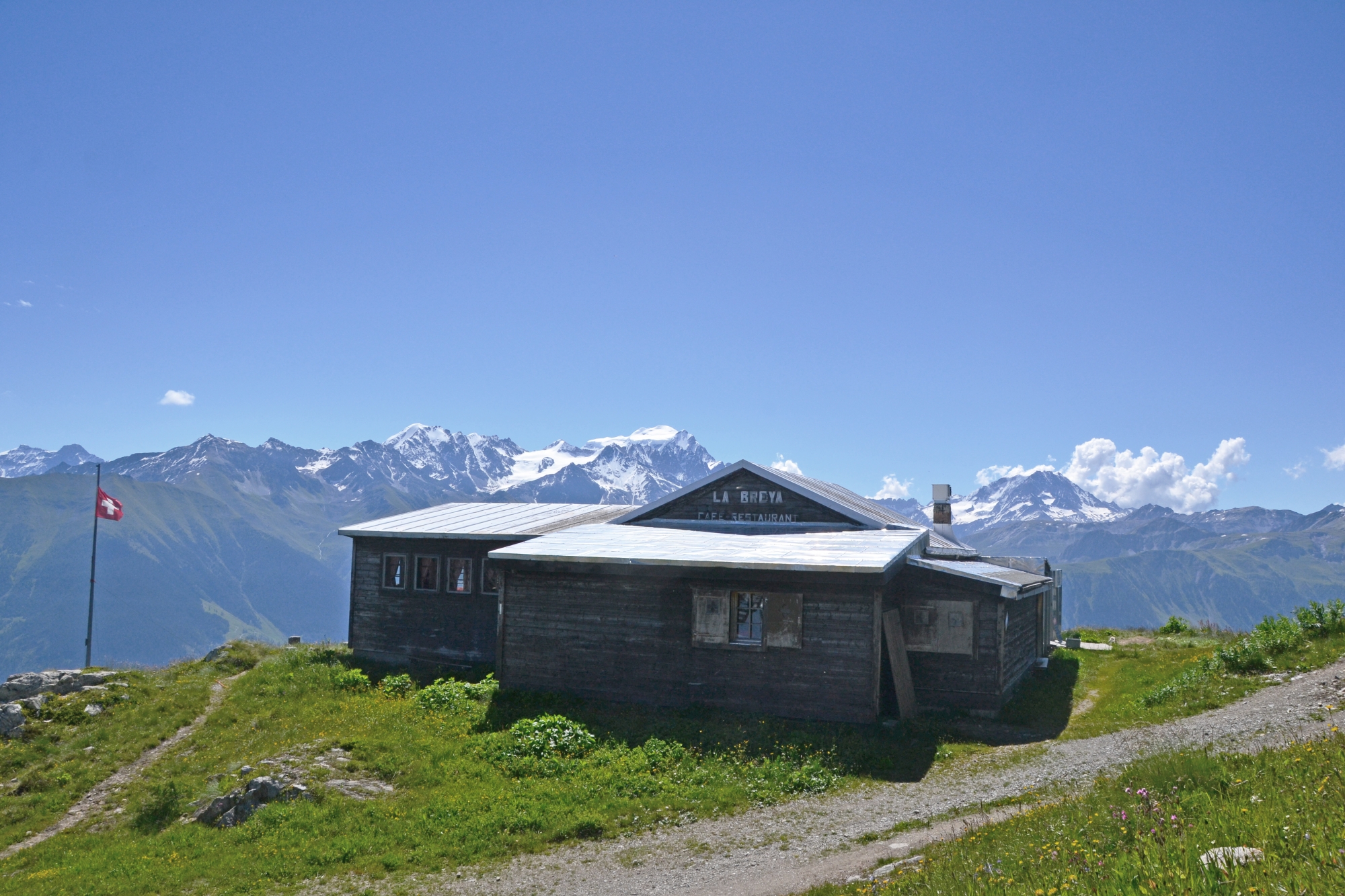 Les recettes de la taxe touristique serviront à rénover des infrastructures comme le restaurant au sommet du télésiège de la Breya à Champex.