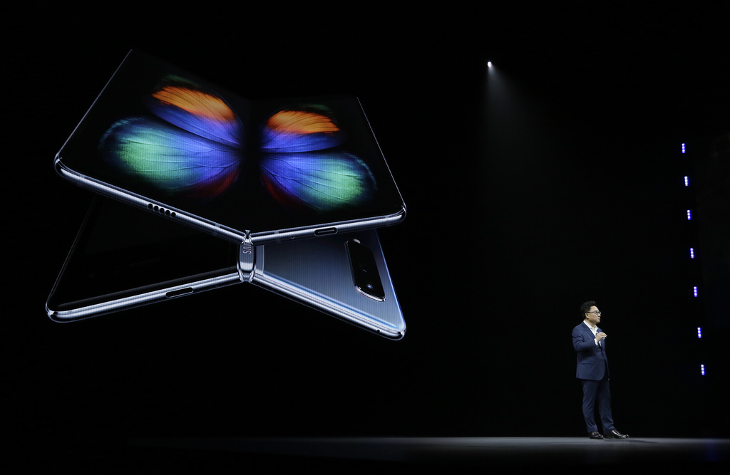 Samsung avait présenté son appareil en grande pompe lors d'un show organisé en février à San Francisco.