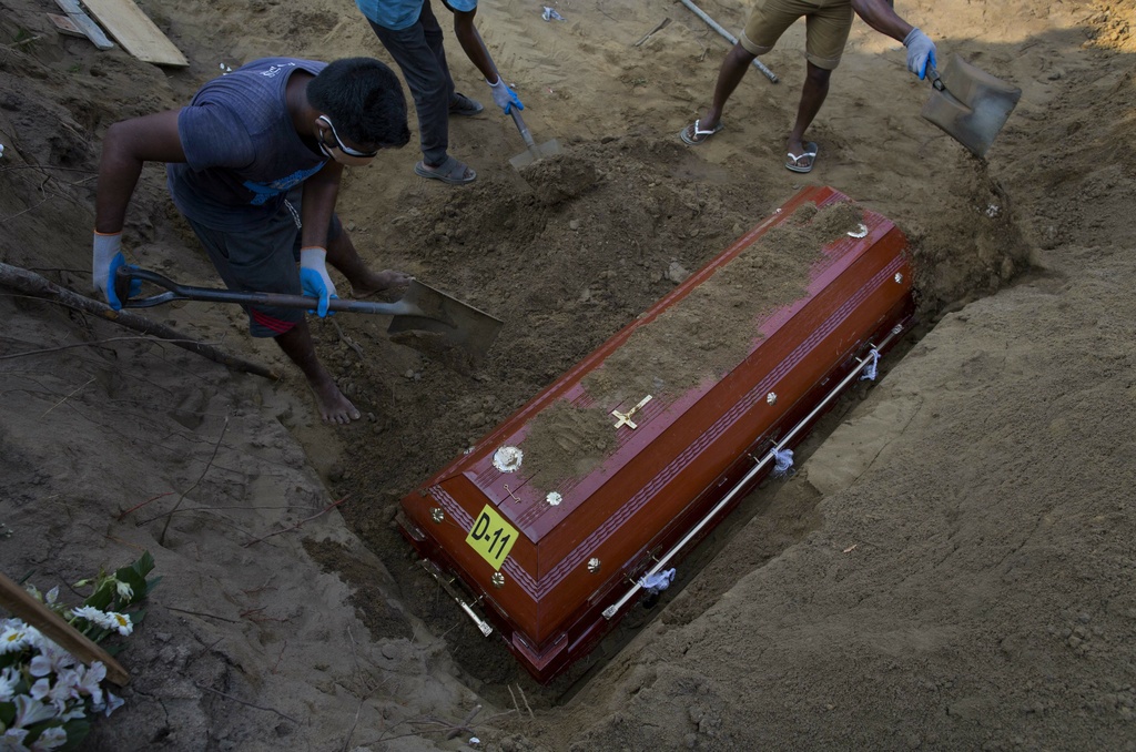 Le personnel médical a achevé l'ensemble des autopsies jeudi soir.