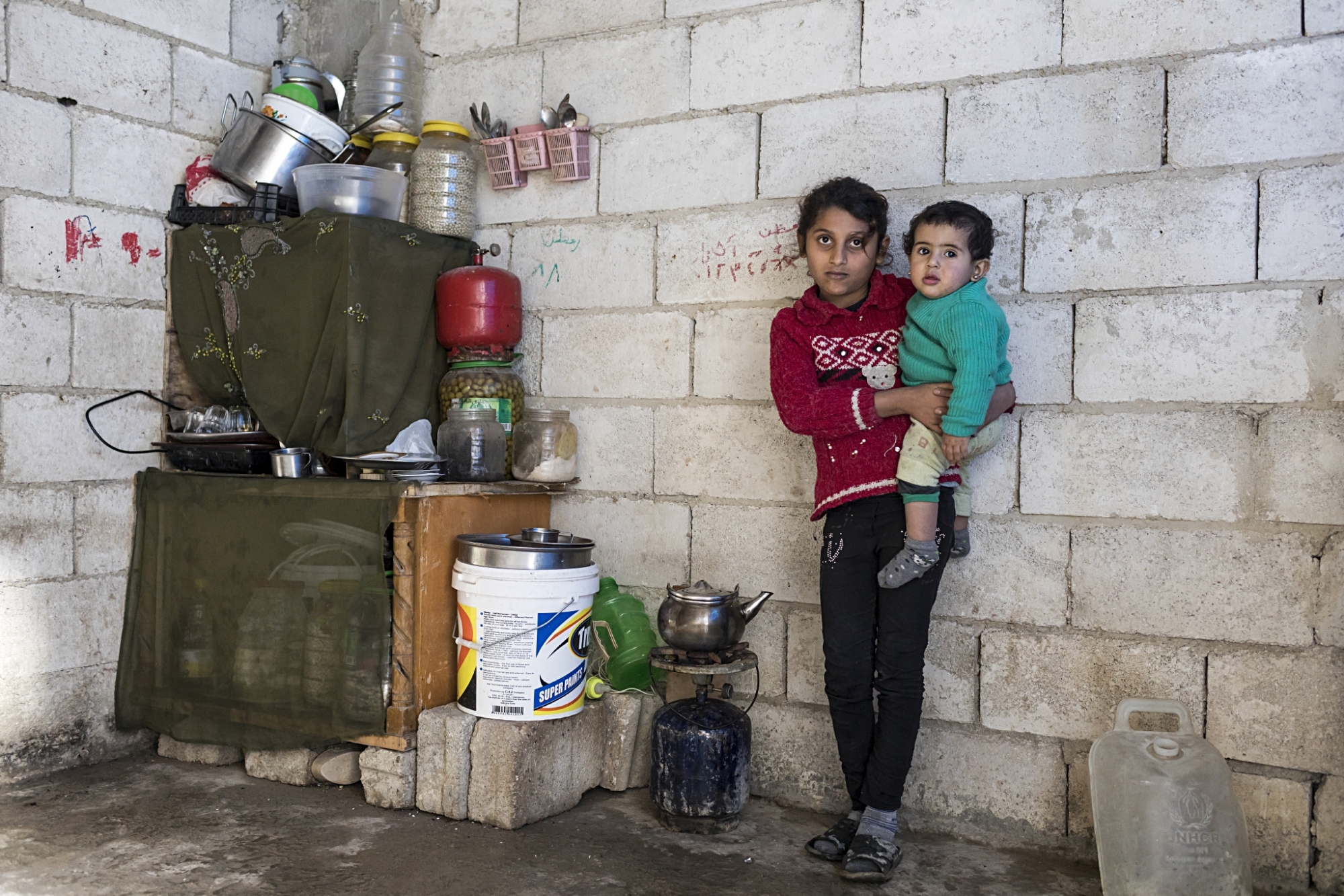 Pour Caritas Suisse, l'argent doit être mis à disposition sur place en Syrie, mais aussi dans les pays voisins comme le Liban et la Jordanie.