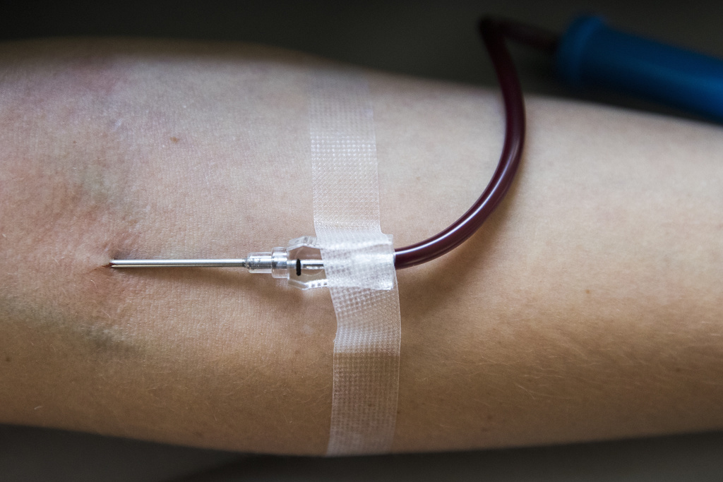 Les donneurs potentiels de sang ont en moyenne 36,9 ans et 45% d'entre eux ont moins de 35 ans. Un tiers sont des hommes et deux-tiers des femmes. (Illustration)