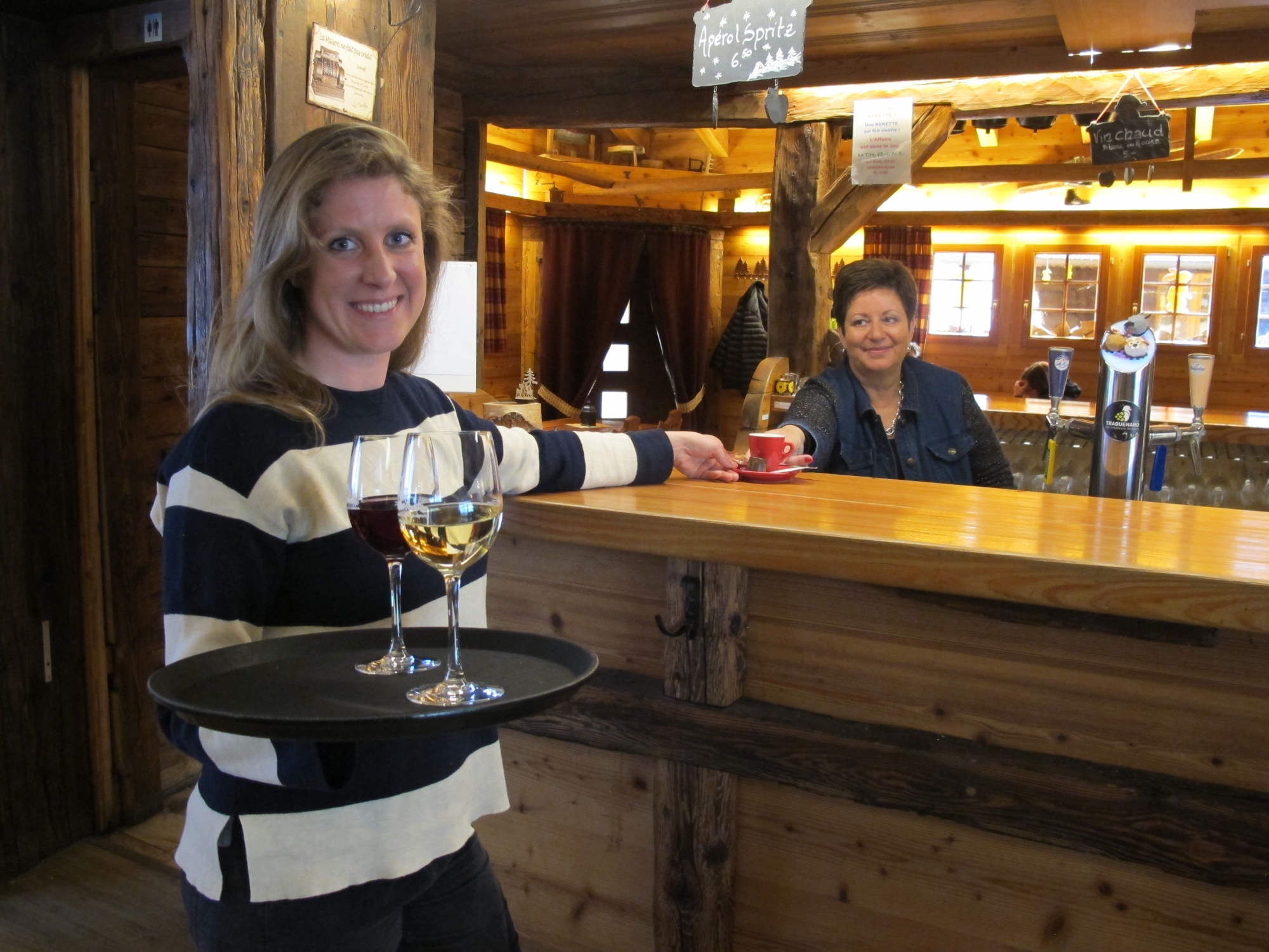 Valentina Hohl a appris le français en immersion dans quatre cantons romands. Elle encourage les Romands à faire de même de l'autre côté du Röstigraben.