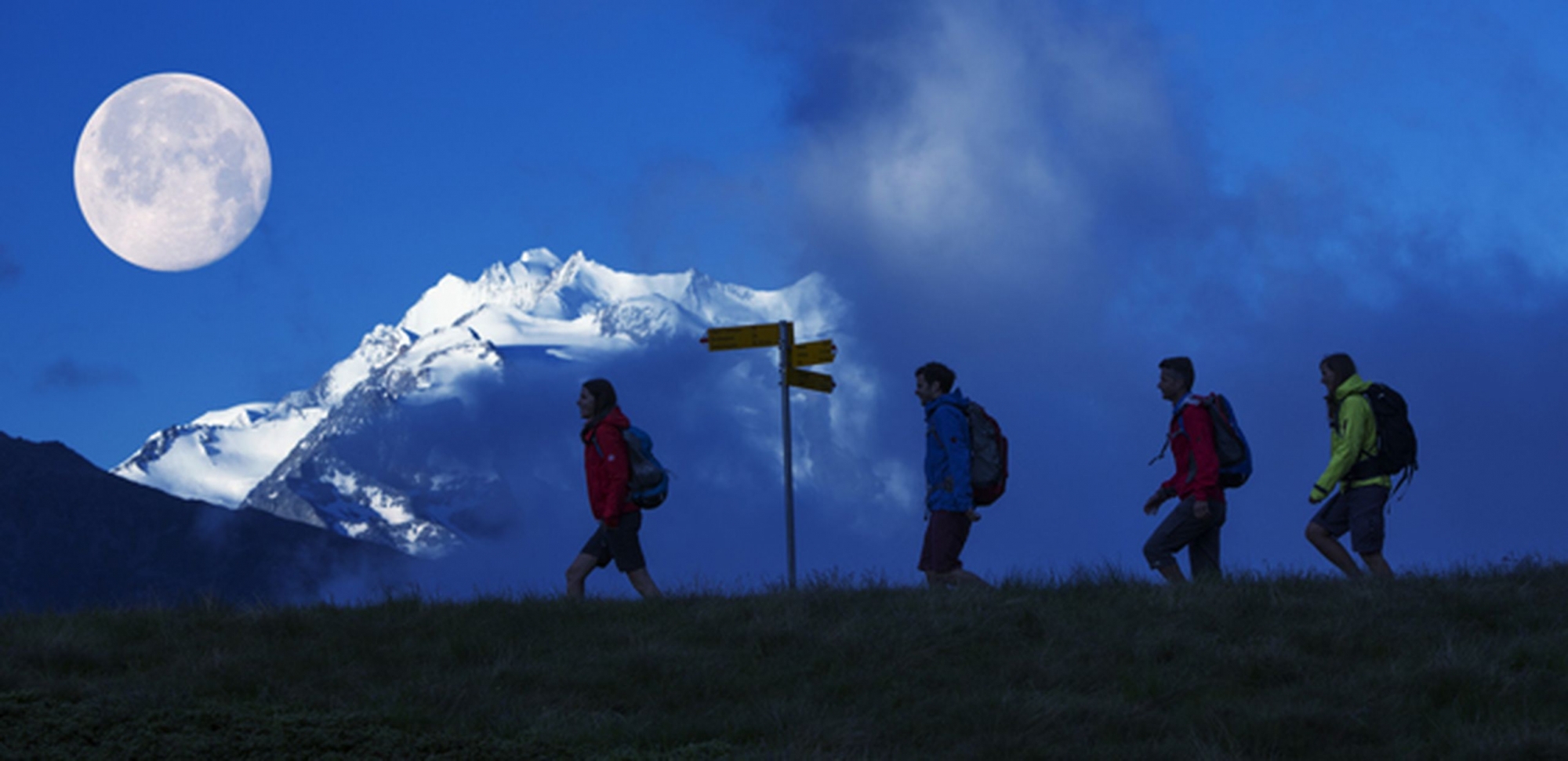 Plusieurs sorties sous la lune sont prévues ce samedi dans le cadre de la Nuit suisse de la randonnée.