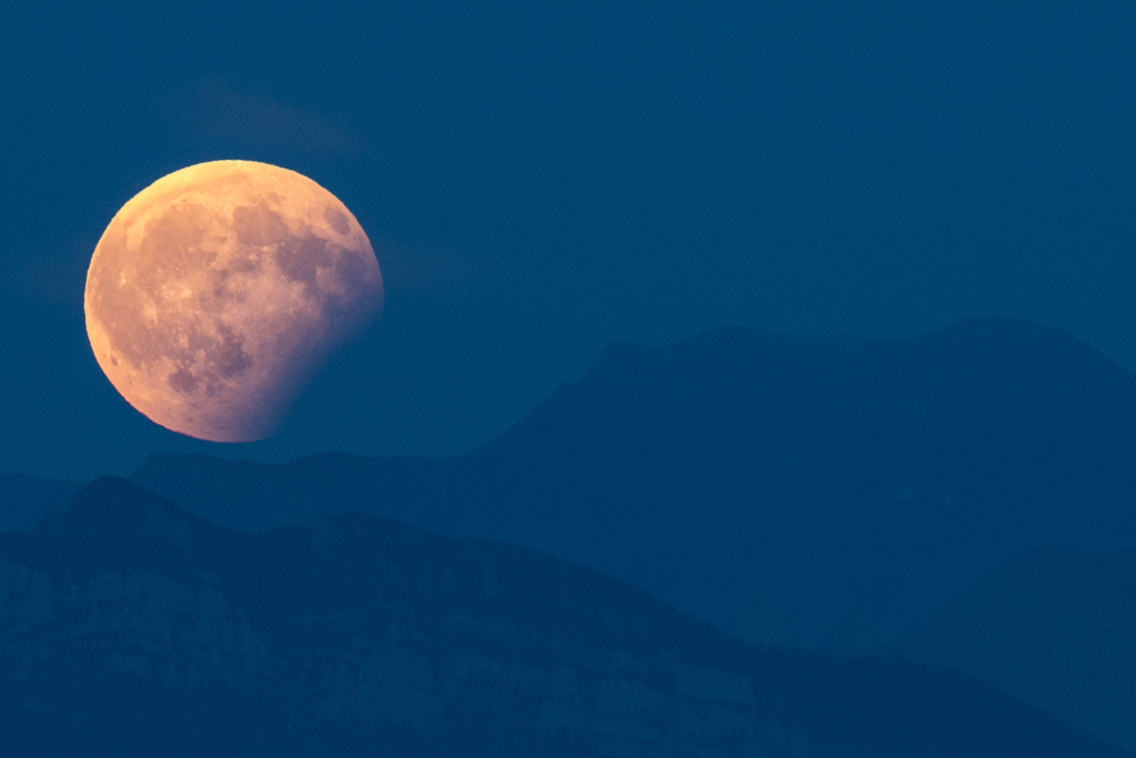 L'éclipse partielle attendue mardi soir pourra notamment être observée depuis la Suisse. (archives)