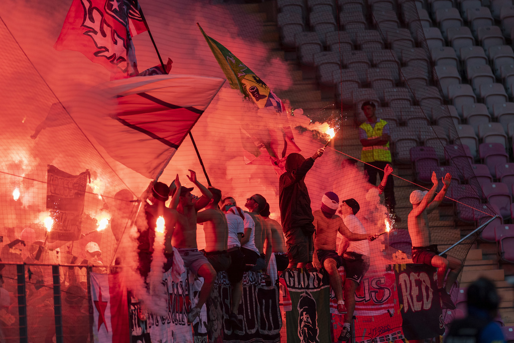 Les supporters valaisans étaient au rendez-vous pour le match de Super League entre le Servette FC et le FC Sion.