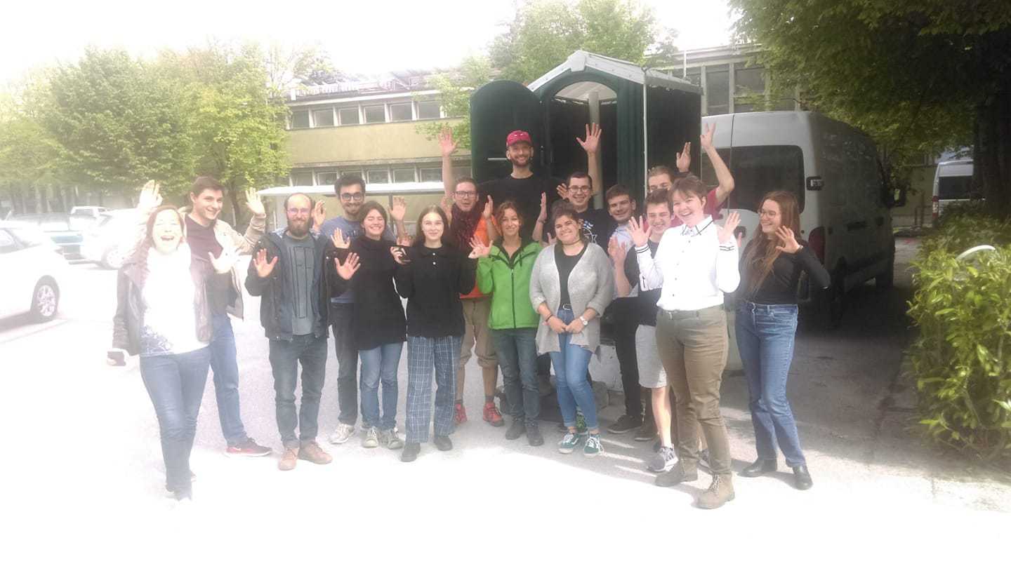 Six membres du Groupe Jeune Climat Valais défileront à Lausanne cette après-midi