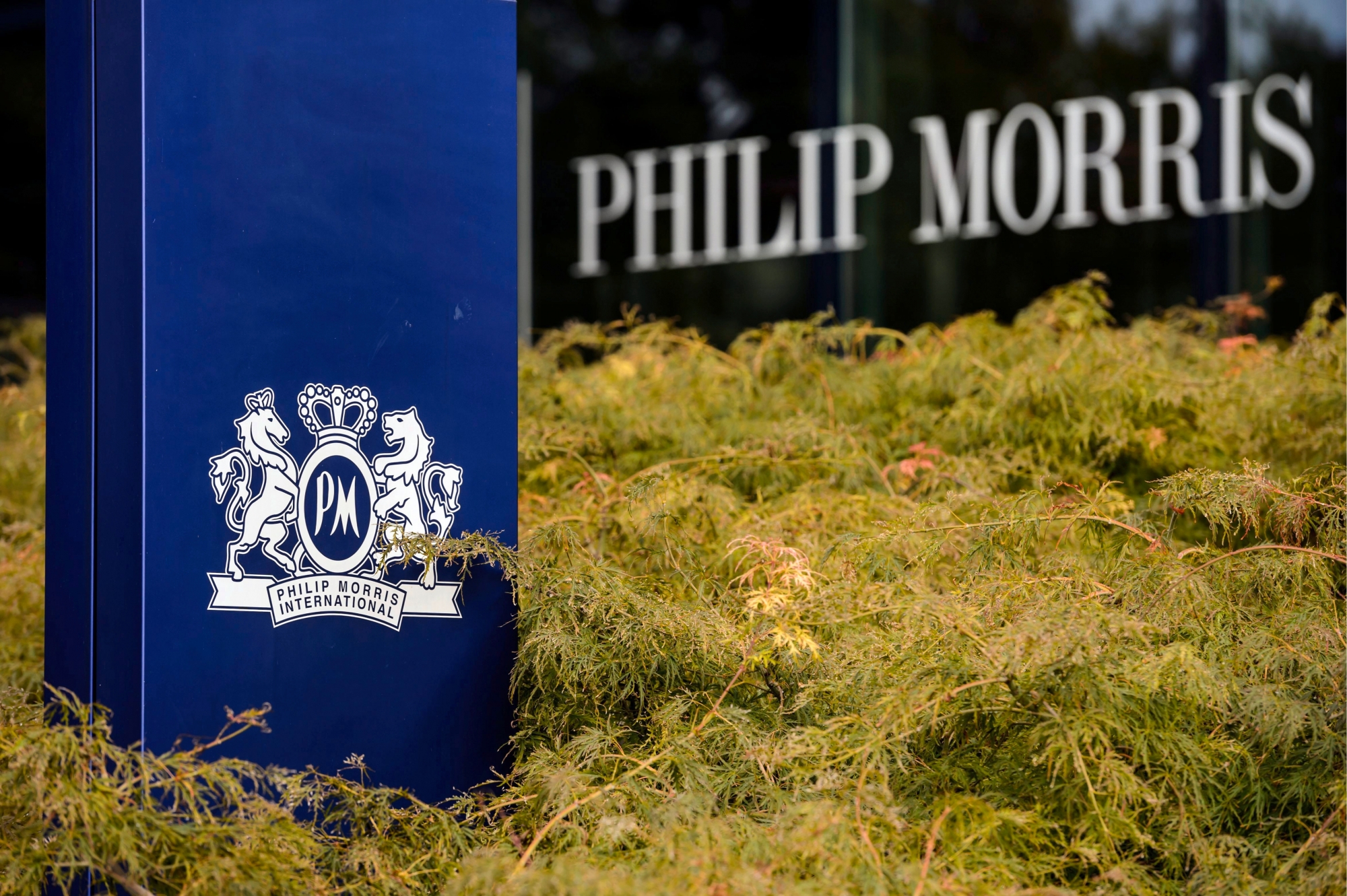 The international headquarters of the US tobacco company Philip Morris in Lausanne, Switzerland, Monday, September 30, 2013. Today Philip Morris announced it would cut its Switzerland workforce by 170 jobs.  (KEYSTONE/Laurent Gillieron) SWITZERLAND ECONOMY PHILIPP MORRIS