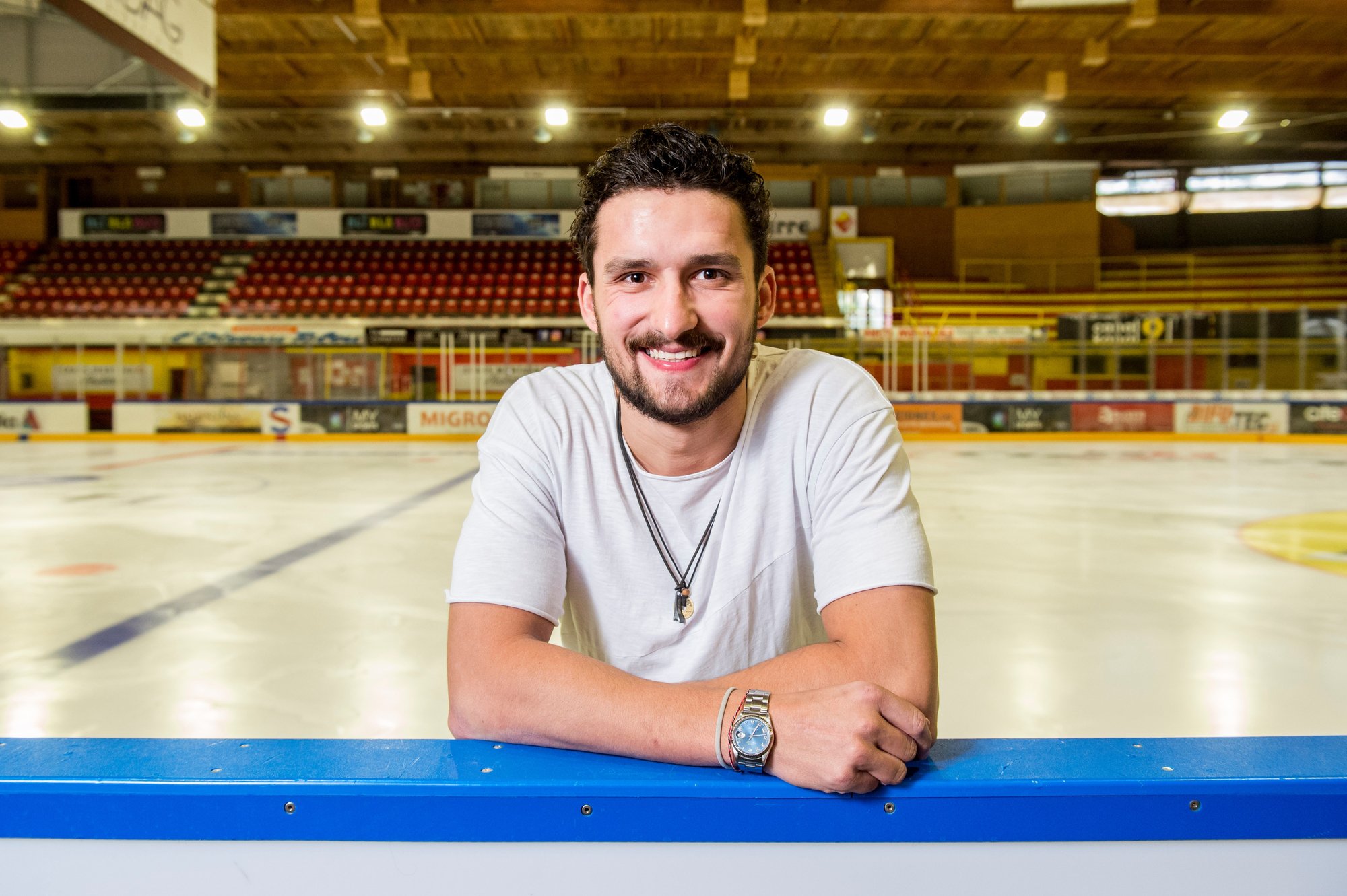 Vincent Praplan évoluera à nouveau sur les patinoires suisses cette saison.