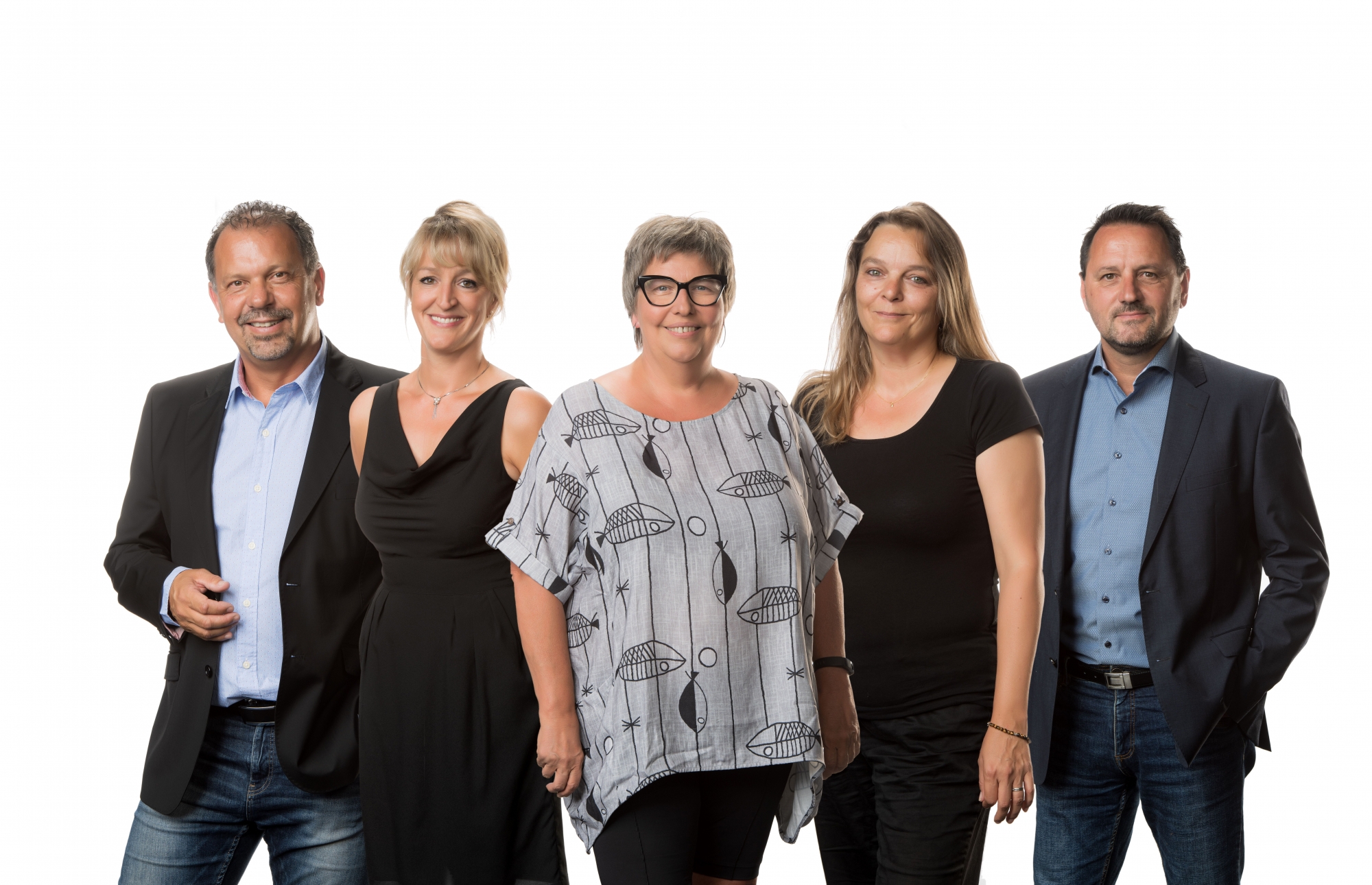Les candidats du RCV au Conseil national: Hans-Ruedi von Rickenbach, Roxane Aymon, Christèle Begg-Héritier, Sylvie Balet-Pralong et Jean-Marie Bornet.