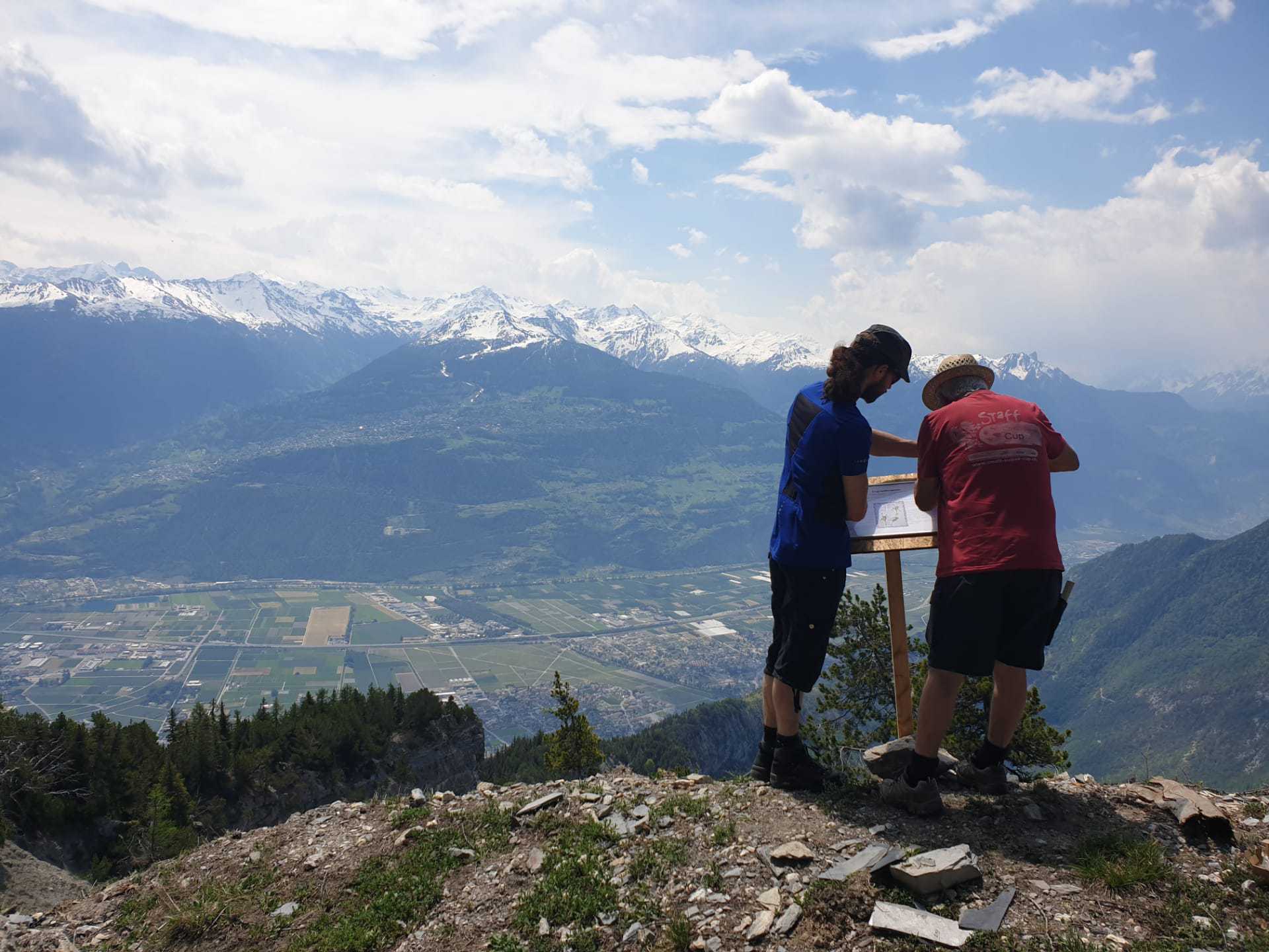 Dimanche 21 juillet, les promeneurs auront droit à des histoires sur le parcours didactique de Conthey.