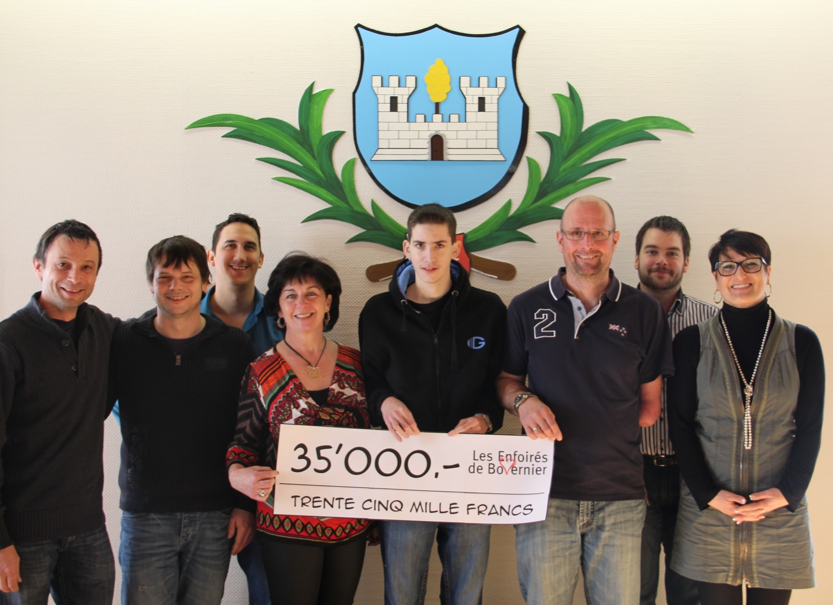 "Les Cartons du Coeur de Martigny" et "Chez Paou" à Saxon ont reçu chacun 15'000 francs, "Tous pour Alex", 5'000 francs. 