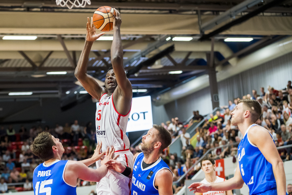 Clint Capela et les autres Suisses ont pris le dessus sur l'Islande.