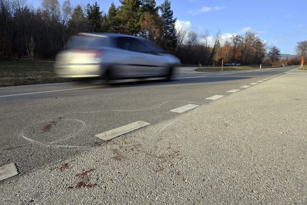 Plus d’un tiers de la population suisse tolère les excès de vitesse hors des localités. (illustration)