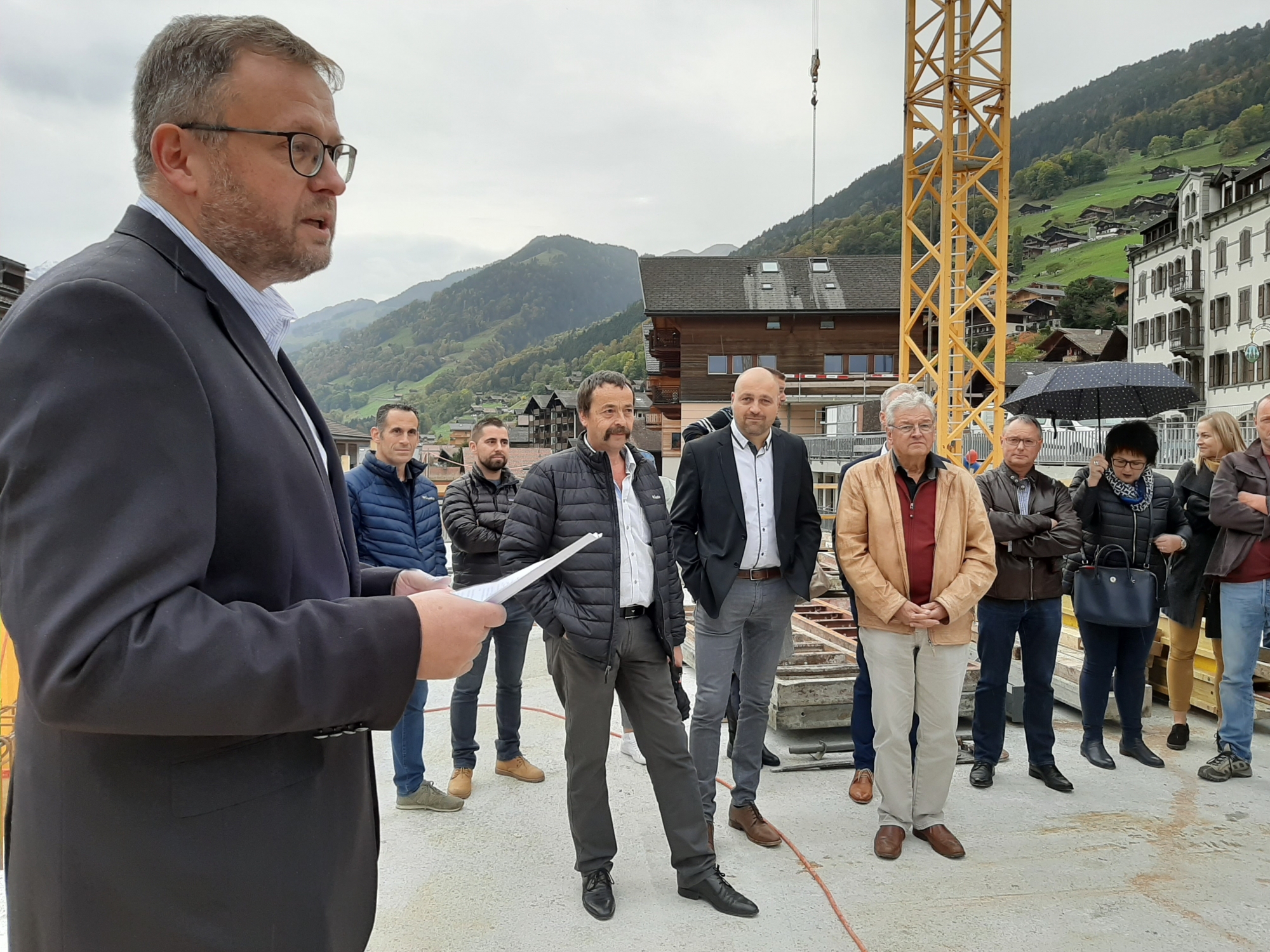 Fabrice Donnet-Monay a réuni plusieurs élus, anciens et actuels, autour du chantier.