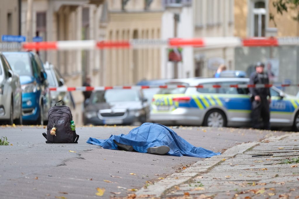 L'attentat de Halle a fait deux morts et deux blessés graves. L'assaillant, proche de l'extrême-droite, visait une synagogue.
