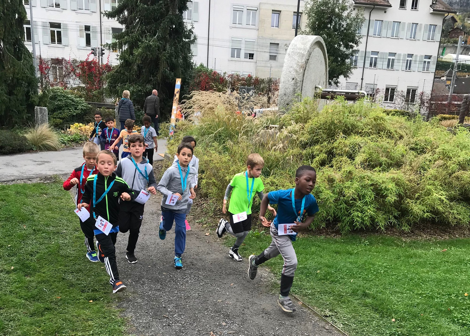 Certains enfants ont couru plus de 8 km en une heure, sur le parcours balisé, dans le centre-ville.