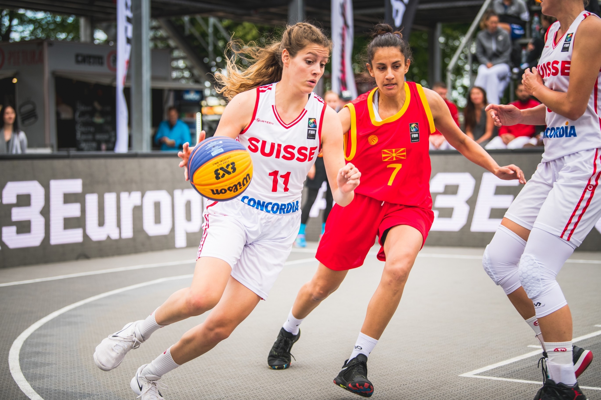 La basketteuse du BBC Troistorrents Eva Ruga a récemment défendu les couleurs de l'équipe suisse, tout comme la Martigneraine Marielle Giroud, une habituée de ce genre d'événements.