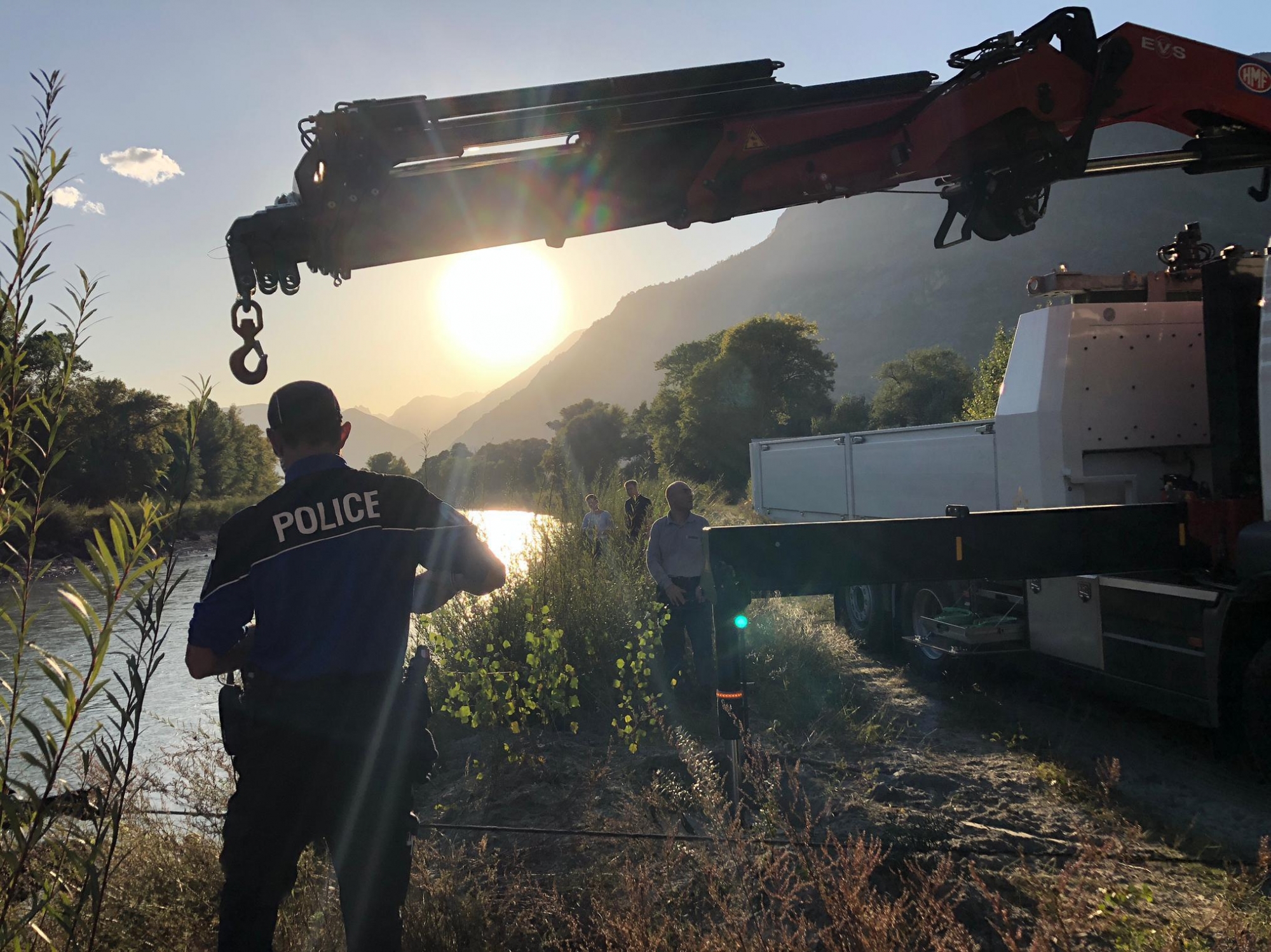 L'épave d'un véhicule a été ressortie du Rhône à la hauteur de Leytron.