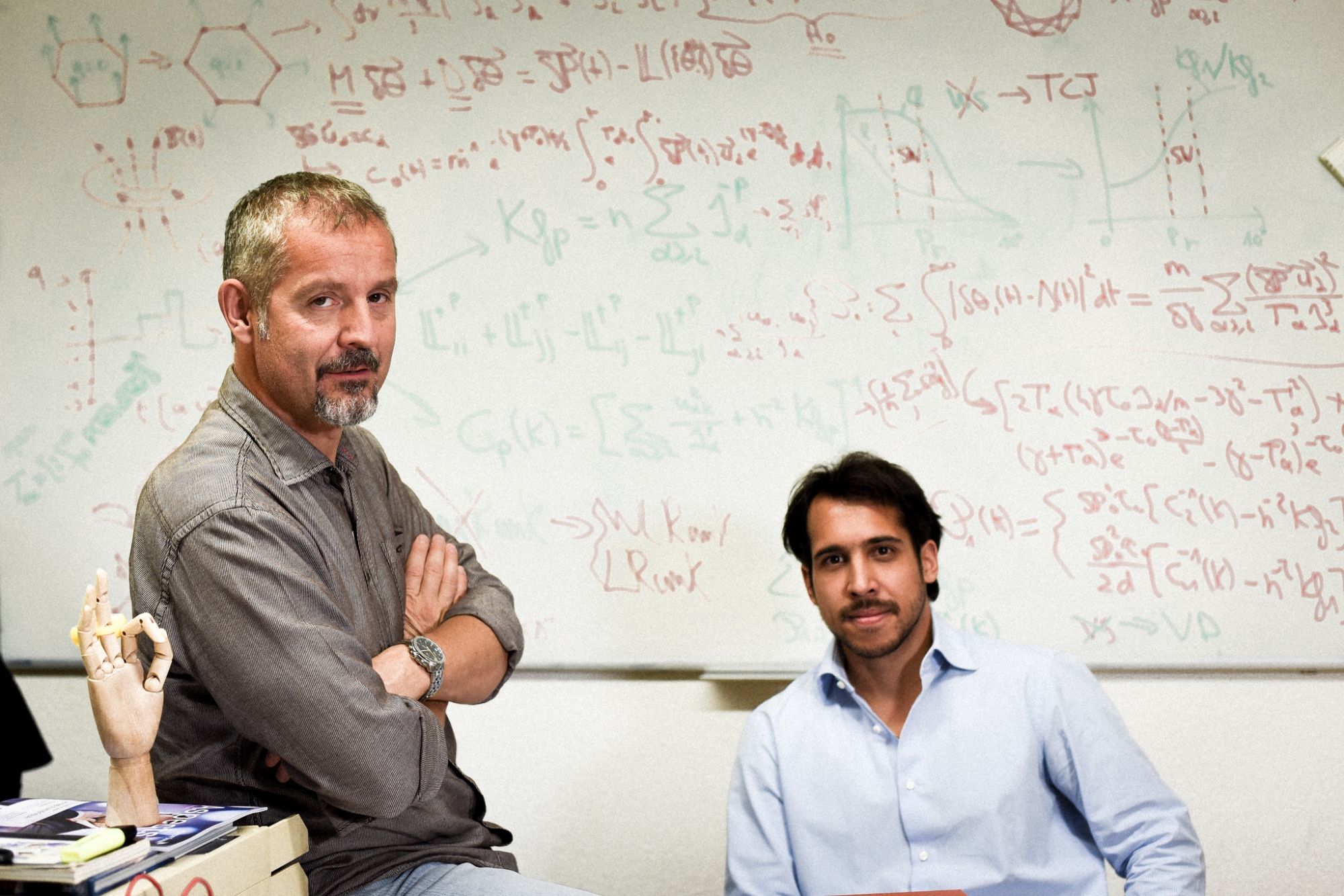 Philippe Jacquod, professeur à la Haute école d’ingénierie de la HES-SO Valais-Wallis, et Melvin Tyloo ont eu les honneurs d'une revue scientifique prestigieuse.