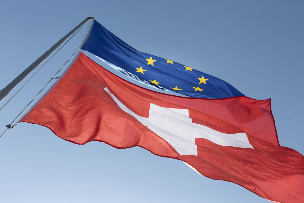 Certains parlementaires demandent au Conseil fédéral de conditionner ce versement à la participation suisse aux différents programmes de recherche européens.