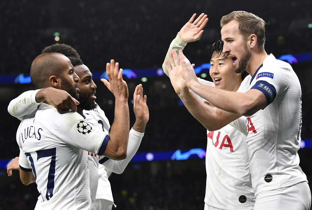 Les Spurs, pour qui Kane a marqué deux fois, sont qualifiés.