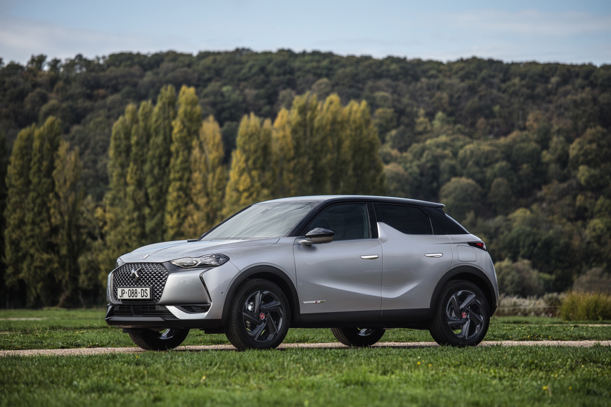 DS3 CROSSBACK E-TENSE Une compacte électrique élégante et très agréable à conduire. Commercialisation dès février 2020, à partir de 45 100 francs.