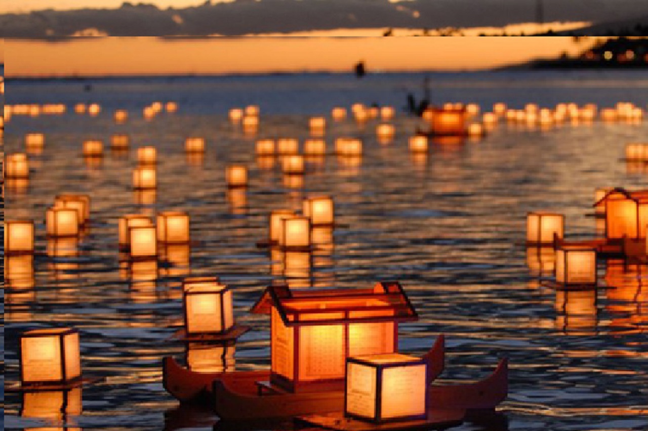 Dès 17 h 30, 700 lanternes lumineuses seront «lâchées» sur le canal à la hauteur du pont de la poste.