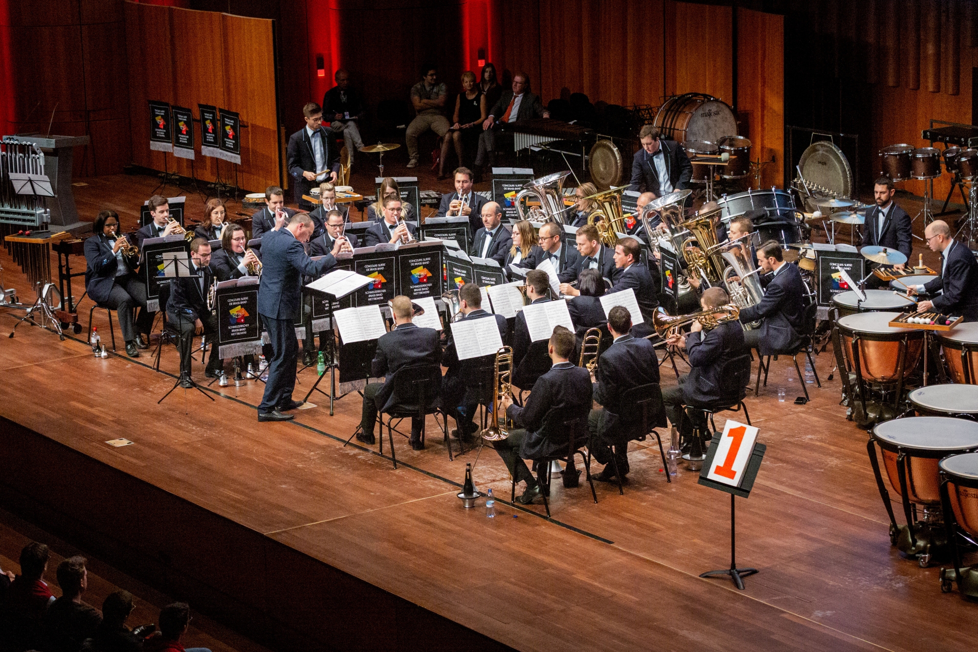 Le Valaisia Brass Band a ouvert les feux du concours de la catégorie excellence dimanche après-midi sur la scène de l'Auditorium Stravinski.