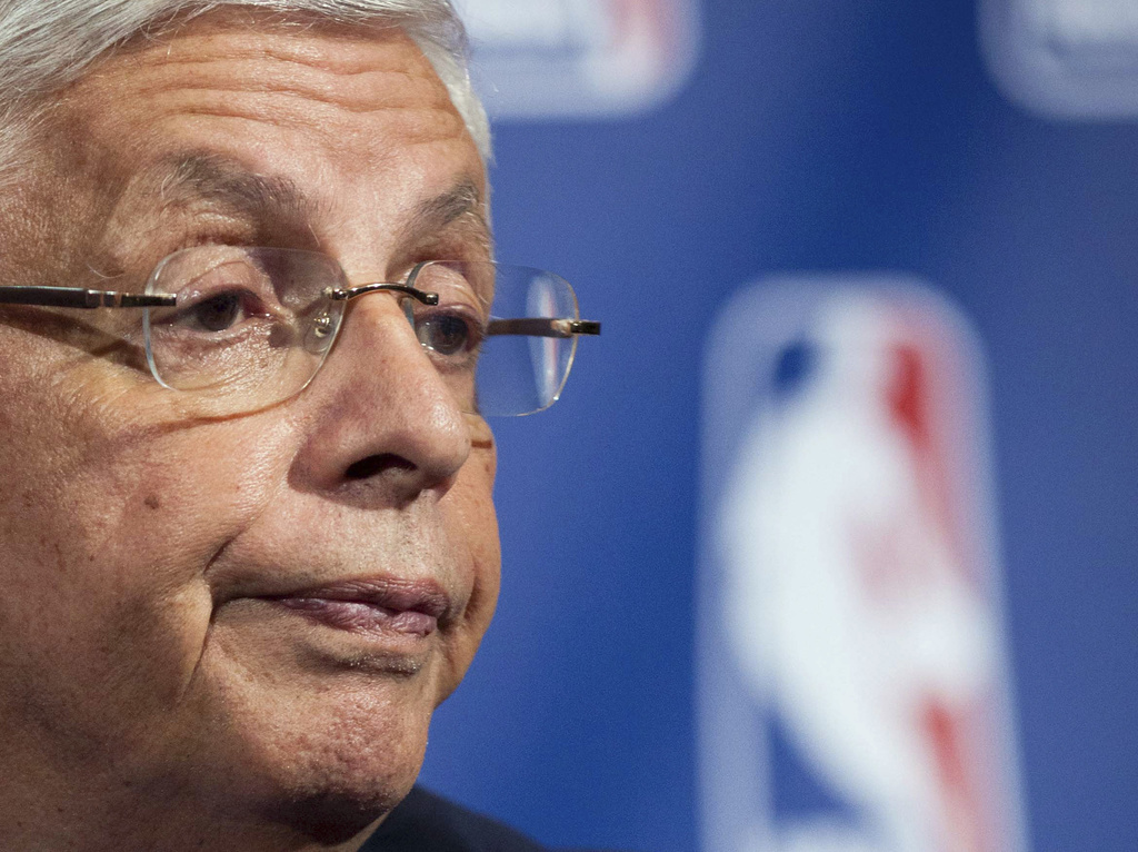 David Stern, ici lors d'une conférence de presse en novembre 2011, était avocat avant de devenir l'un des hommes les plus influents de la NBA, la National Basketball Association.