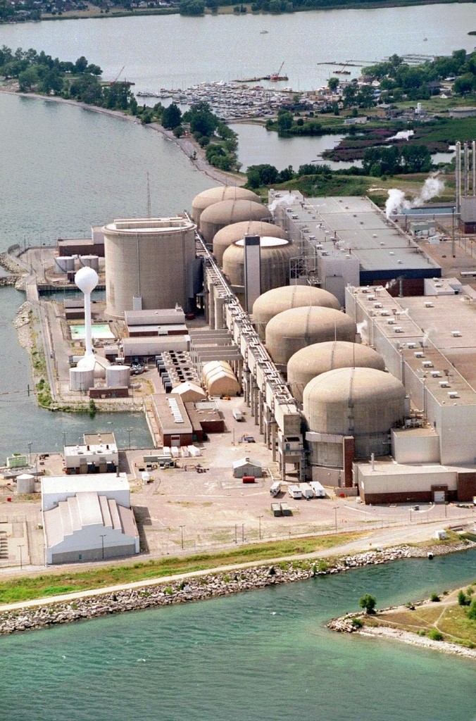 La centrale nucléaire de Pickering, située au bord du lac Ontario à une cinquantaine de kilomètres à l'est de Toronto, est l'une des plus importante du monde selon son opérateur.