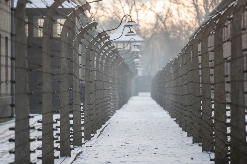 L'ancien camp d'extermination du régime nazi attire les visiteurs du monde entier.
