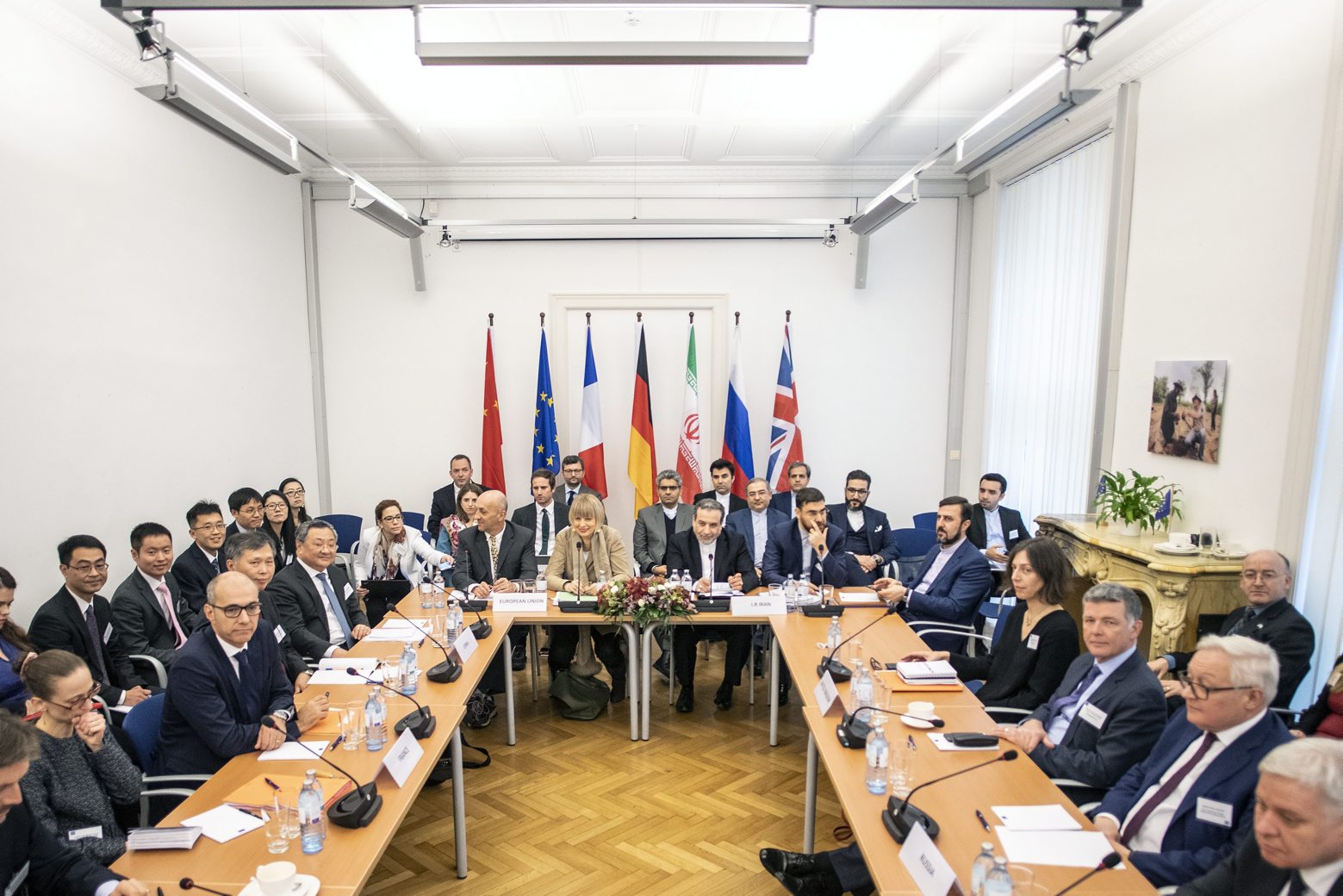 epa08048650 EU director Helga Schmid (2-L) and Iranian Deputy-Foreign Ministers Abbas Araghchi (2-R) attend a JCPOA Joint Commission meeting at the EU Delegation to the International Organisations office, in Vienna, Austria, 06 December 2019. The Joint Commission of the Joint Comprehensive Plan of Action (JCPOA) at a Political Directors' level is chaired by European External Action Service (EEAS) Secretary General Helga Schmid and is attended by E3/EU+2 (Germany, France, the United Kingdom, China, Russia) and Iran.  EPA/CHRISTIAN BRUNA AUSTRIA EU IRAN JOINT COMMISSION JCPOA