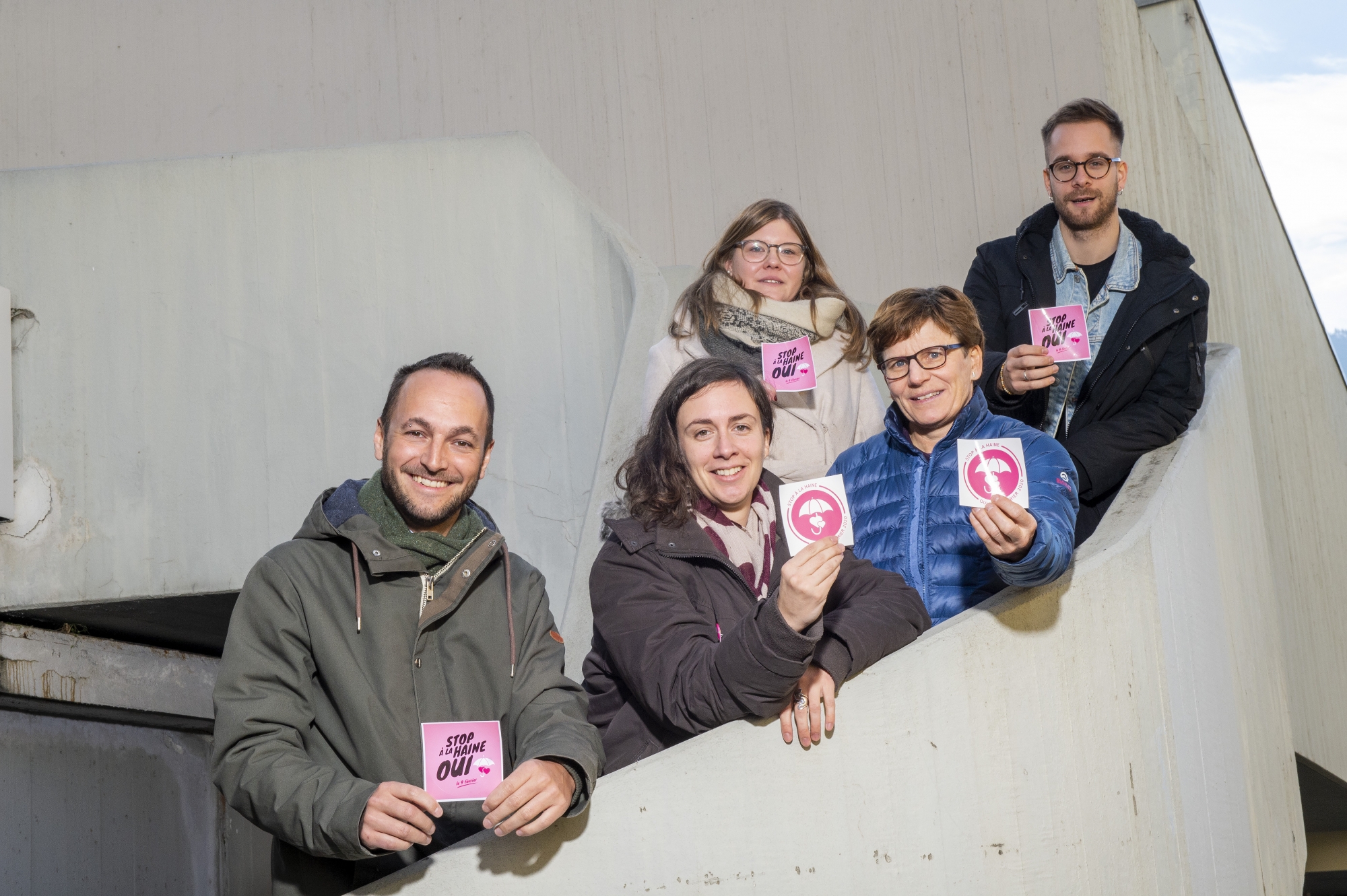 Réunis pour le oui à l'extension de la norme antiraciste le 9 février (de g. à dr.): Mathias Reynard, Charlie Crettenand, Adeline Crettenand, Brigitte Wolf et Aymeric Dallinge.