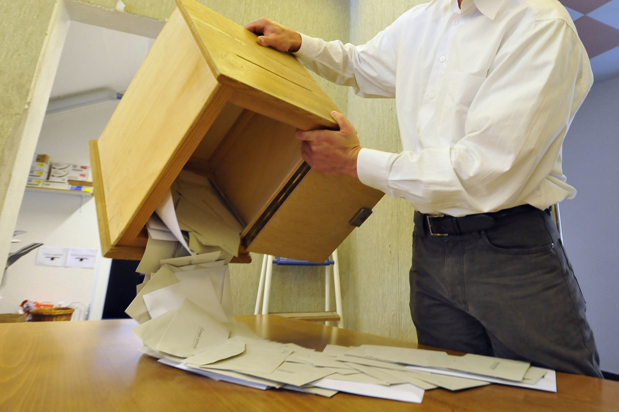 A chaque élection, le Valais imprime 40% de bulletins en plus qu'il n'y a d'électeurs dans le canton.