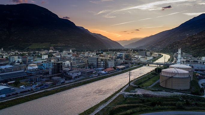 Le drame est survenu sur le site Lonza de Viège vers 1h30 dans la nuit de samedi à dimanche.