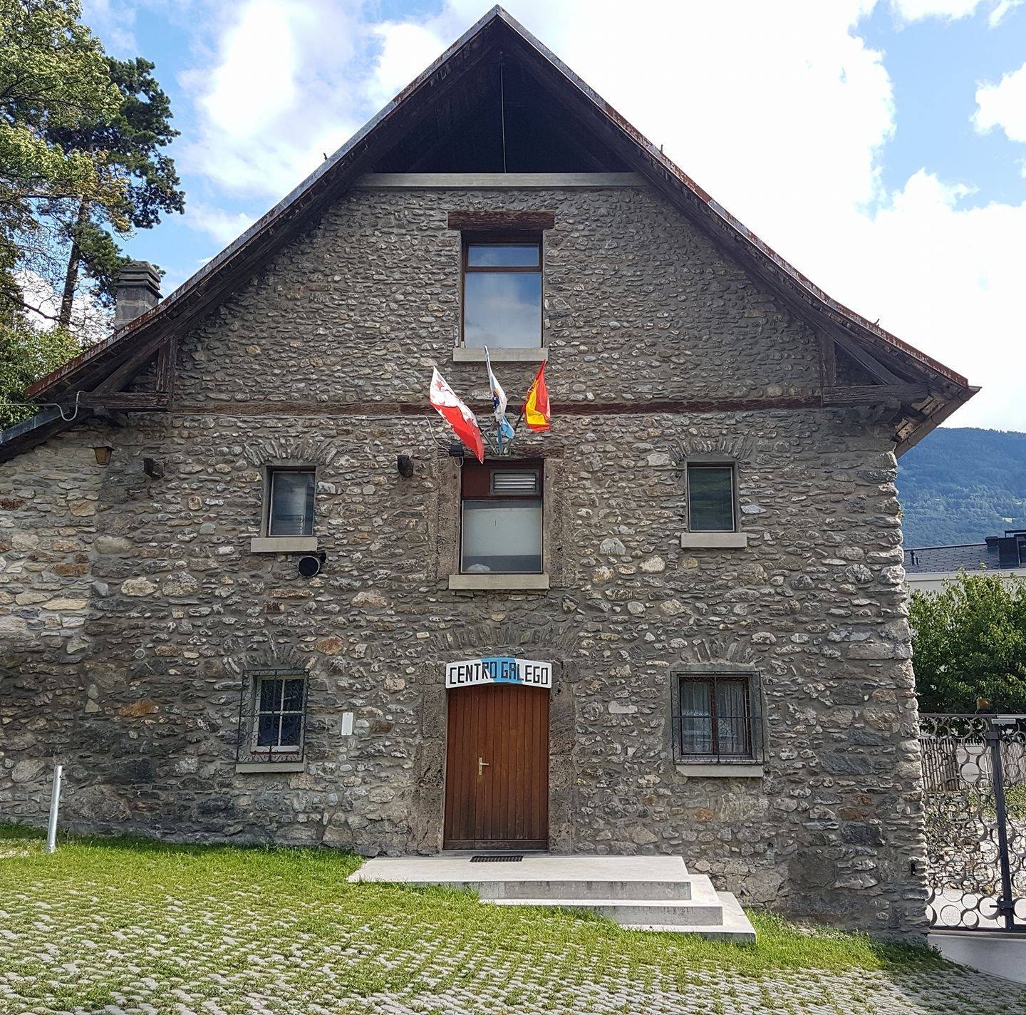 La casa Gallego de Sion a été un des premiers centres à fermer ses portes à sa communauté.